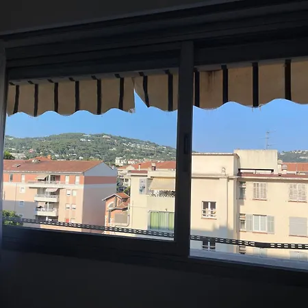 T2 Carnot 43m2 Apartman